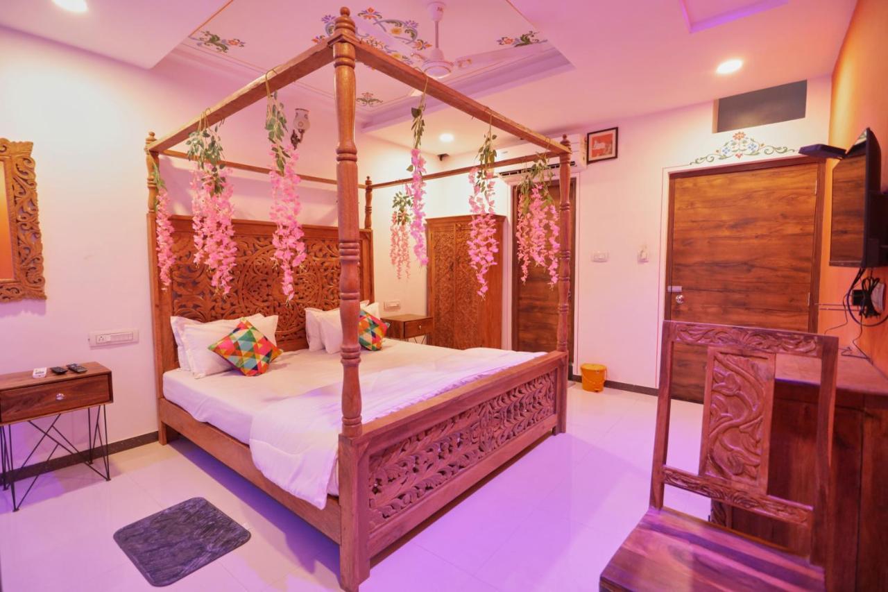 Neev Haweli Hotel Udaipur Ngoại thất bức ảnh